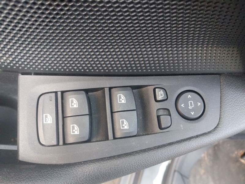 bmw 1 (f40) del año 2020