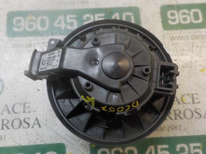 Recambio de motor calefaccion para ford fiesta (ccn) trend referencia OEM IAM 1790329 8E2H18456AB 0130115551