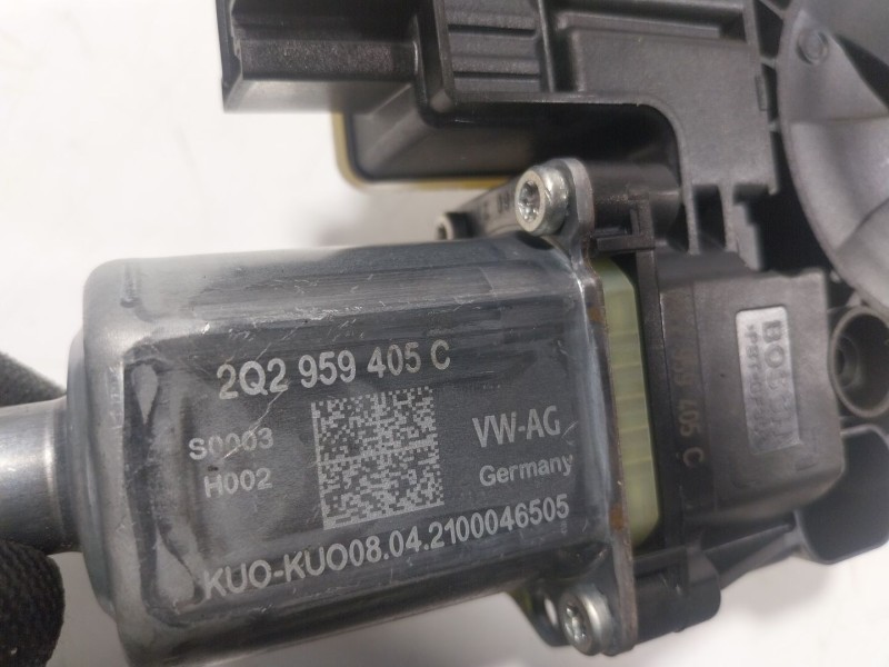 Recambio de motor elevalunas delantero izquierdo para volkswagen t-cross (c11, d31) 1.0 tsi referencia OEM IAM 2Q2959405C 2Q2959