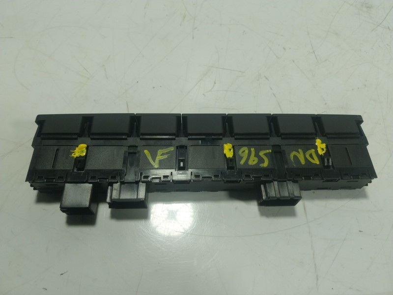 Recambio de warning para volkswagen t-cross (c11, d31) 1.0 tsi referencia OEM IAM  2GM927132M 