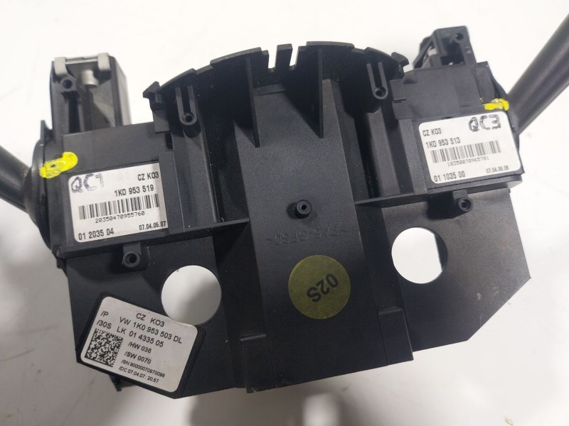 Recambio de mando intermitentes para volkswagen golf v berlina (1k1) r32 referencia OEM IAM  1K0953513 
