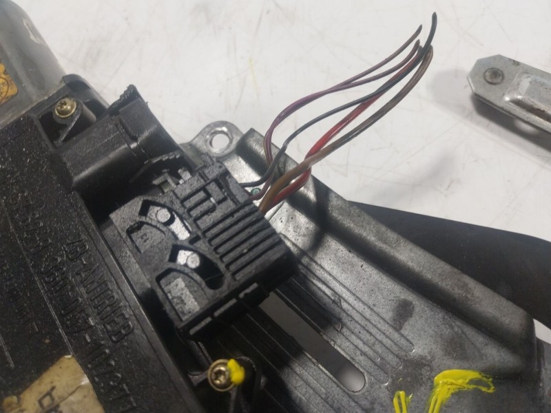 Recambio de elevalunas delantero izquierdo para bmw 3 (e36) 325 i referencia OEM IAM  9490190435000 