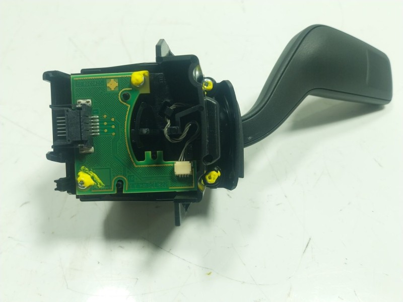 Recambio de mando intermitentes para ford focus iv (hn) 1.5 ecoboost referencia OEM IAM 2092998 H1BT13335BB 