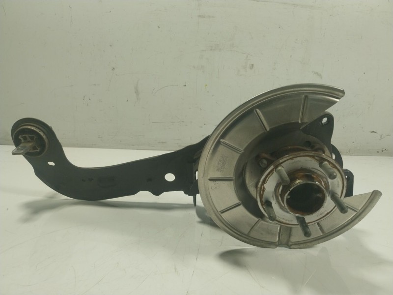 Recambio de mangueta trasera izquierda para ford focus iv (hn) 1.5 ecoboost referencia OEM IAM 2283964 JX612K317AA 