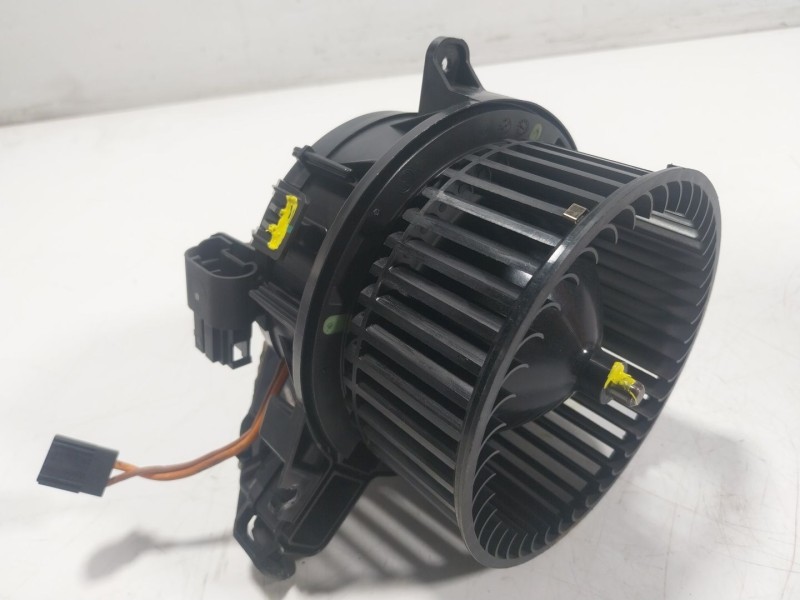 Recambio de motor calefaccion para volkswagen t-cross (c11, d31) 1.0 tsi referencia OEM IAM 2Q1820021A  