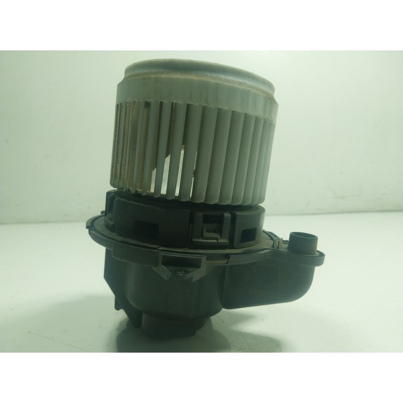 Recambio de motor calefaccion para dacia dokker express furgoneta/monovolumen 1.6 lpg referencia OEM IAM 272102988R  