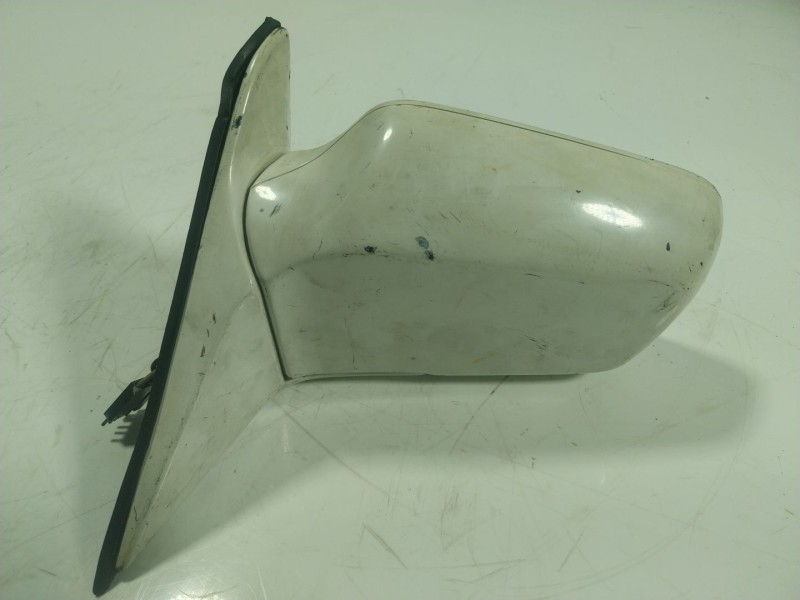 Recambio de espejo izquierdo para bmw 3 (e30) 318 i referencia OEM IAM   