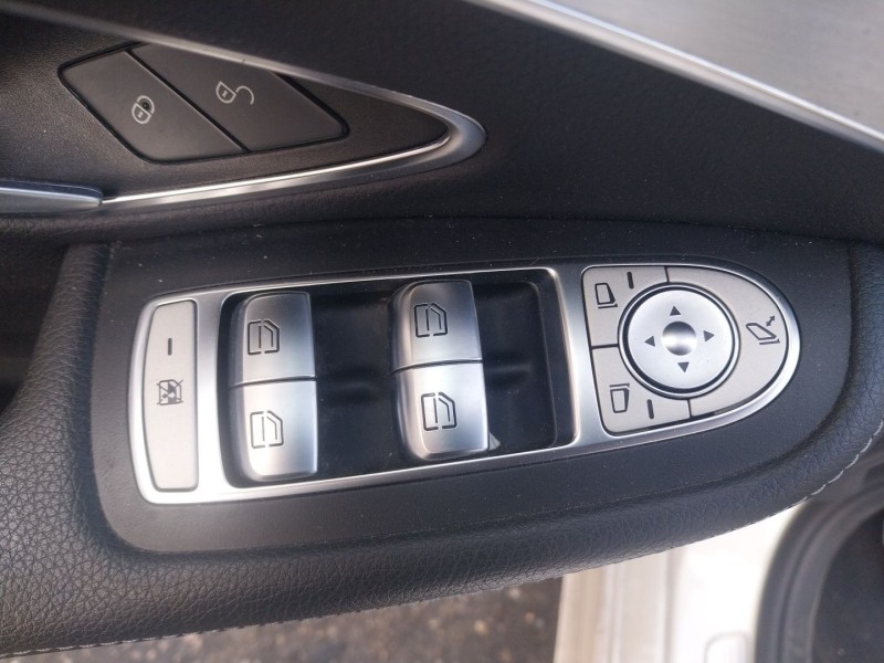 mercedes-benz clase c (w205) del año 2017