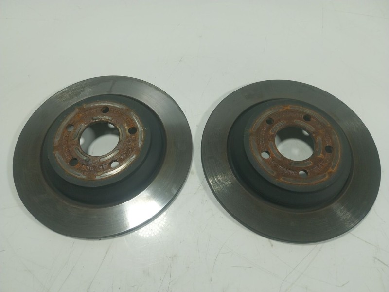 Recambio de disco freno trasero para ford focus iv (hn) 1.5 ecoboost referencia OEM IAM 2210993  
