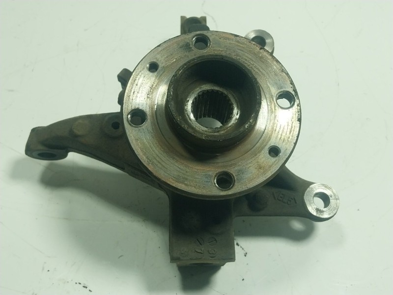 Recambio de mangueta delantera izquierda para dacia dokker express furgoneta/monovolumen 1.6 lpg referencia OEM IAM 400154652R  