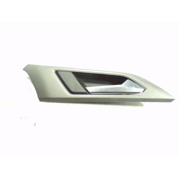 MANETA INTERIOR DELANTERA DERECHA 