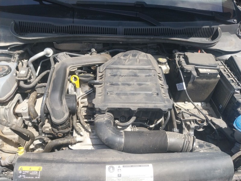 volkswagen polo vi (aw1, bz1, ae1) del año 2020