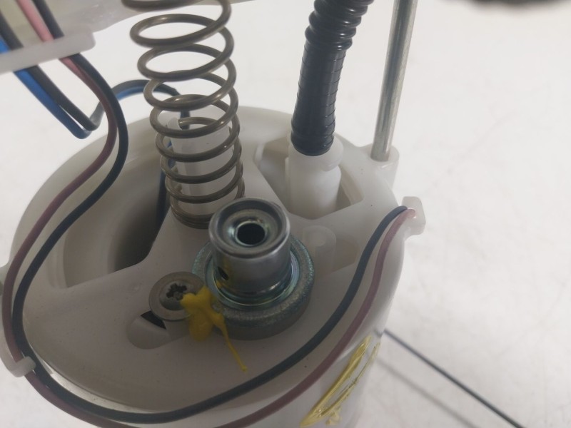 Recambio de aforador para toyota aygo (_b4_) 1.0 (kgb40) referencia OEM IAM 772400H030 770200H040 