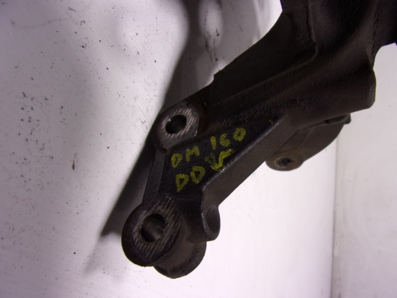 Recambio de mangueta delantera derecha para renault captur 0.9 tce referencia OEM IAM 400148079R  402022048R