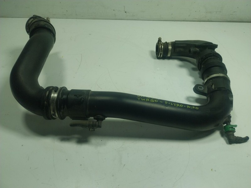 Recambio de tubo intercooler para ford ecosport 1.0 ecoboost referencia OEM IAM  CV616C784AG 