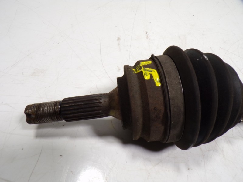 Recambio de transmision izquierda para peugeot 208 1.2 12v vti referencia OEM IAM 9803959580 9803959580 