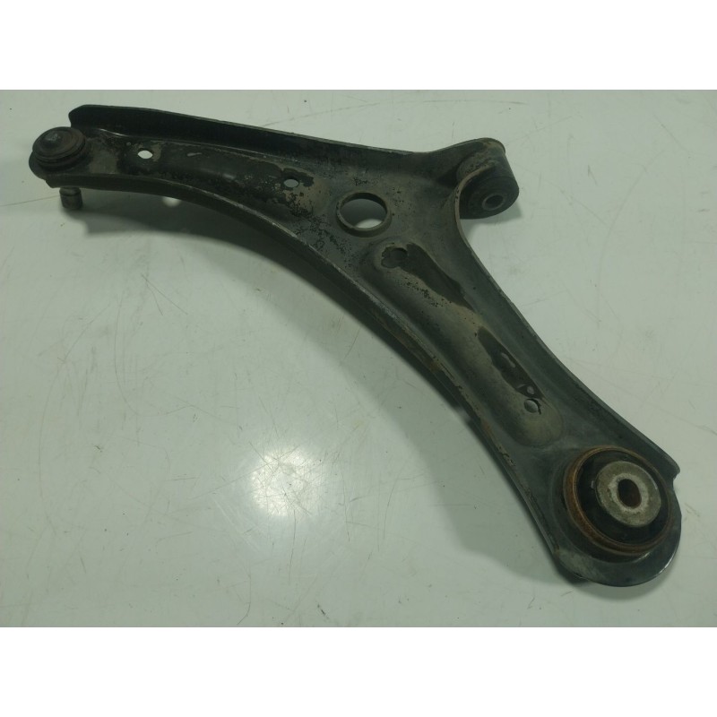 Recambio de brazo suspension inferior delantero derecho para ford ecosport 1.0 ecoboost referencia OEM IAM   