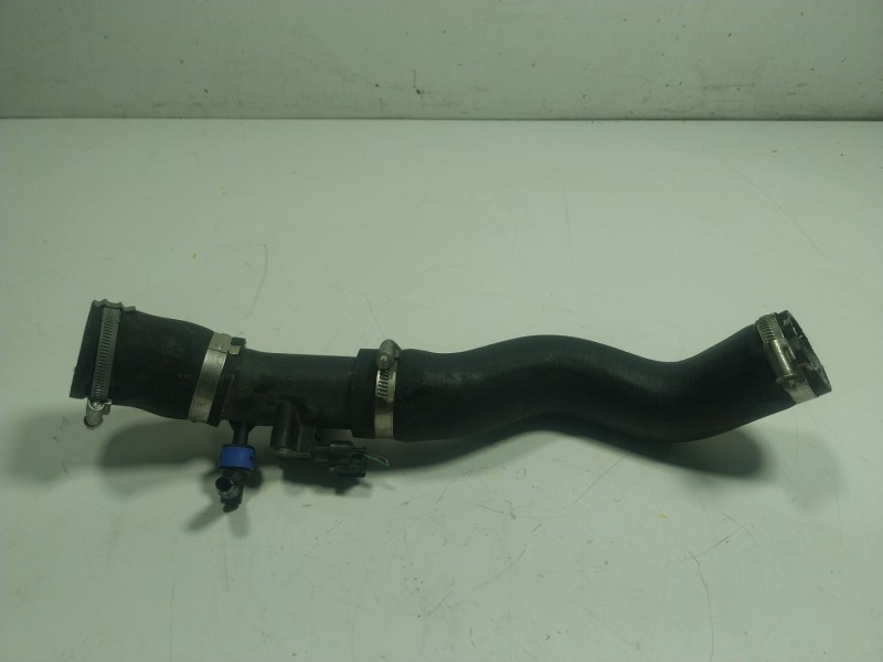 Recambio de tubo intercooler para ford ecosport 1.0 ecoboost referencia OEM IAM   