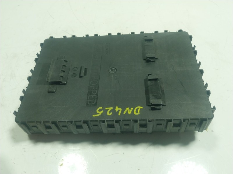 Recambio de caja reles / fusibles para ford ecosport 1.0 ecoboost referencia OEM IAM  HU5T15604BCL 