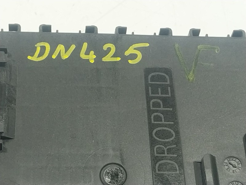 Recambio de caja reles / fusibles para ford ecosport 1.0 ecoboost referencia OEM IAM  HU5T15604BCL 