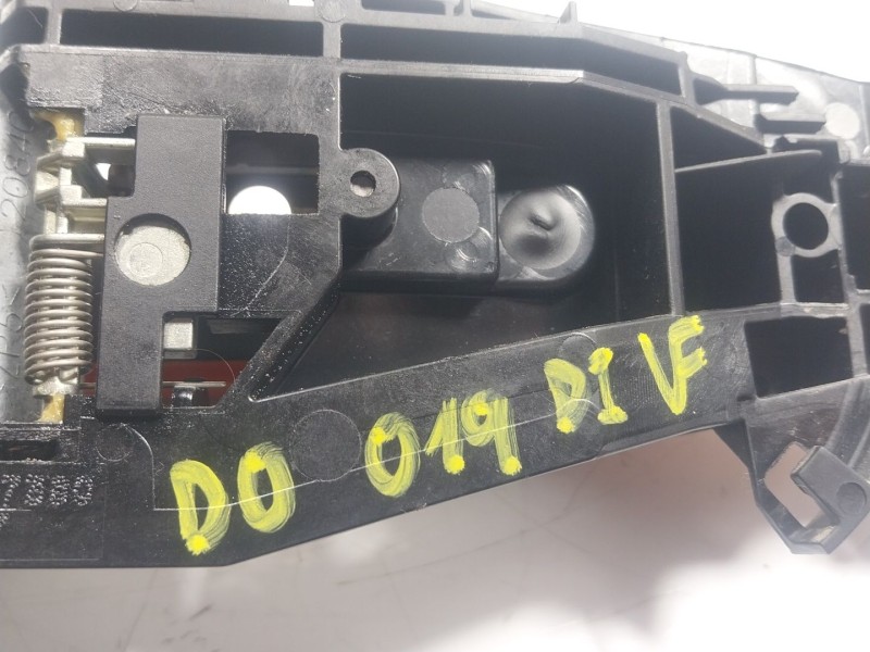 Recambio de maneta exterior delantera izquierda para citroën c3 / c3 origin iii (sx) 1.2 vti 82 referencia OEM IAM  9802977380 