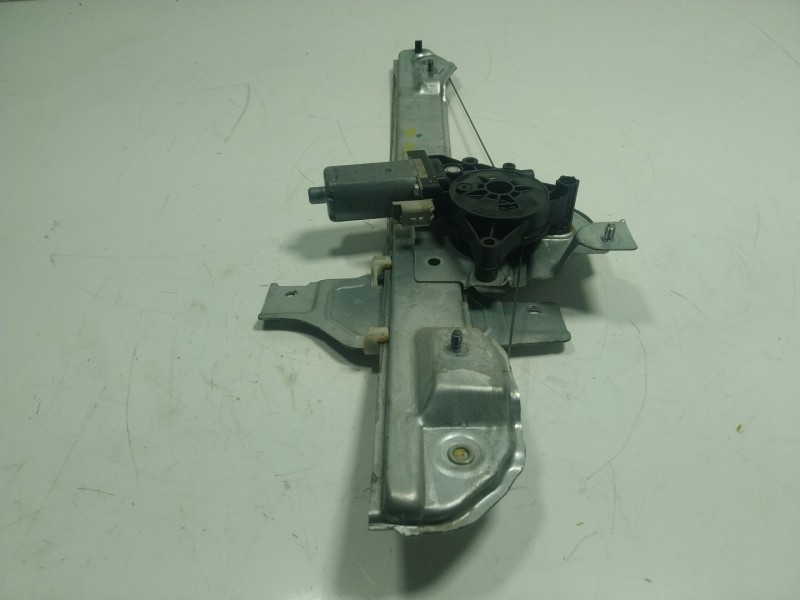 Recambio de elevalunas delantero izquierdo para citroën c3 / c3 origin iii (sx) 1.2 vti 82 referencia OEM IAM  981309328C 