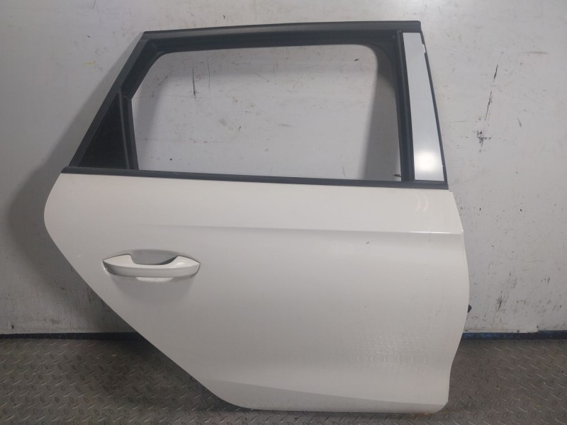 Recambio de puerta trasera derecha para seat leon (kl1) style referencia OEM IAM   
