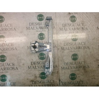 ELEVALUNAS TRASERO DERECHO 