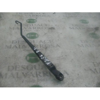 BRAZO LIMPIA DELANTERO DERECHO 