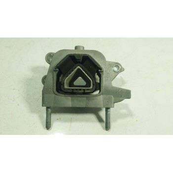 SOPORTE MOTOR DERECHO 9826533880 9826533380 