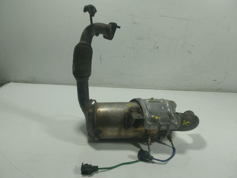 Recambio de filtro de particulas para ford fiesta vi (cb1, ccn) 1.4 tdci referencia OEM IAM  AV215H270PB 