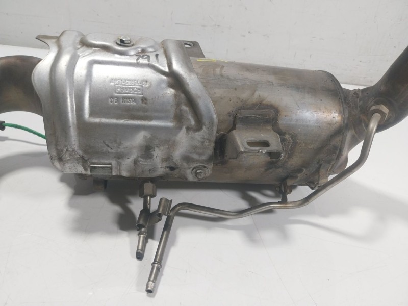 Recambio de filtro de particulas para ford fiesta vi (cb1, ccn) 1.4 tdci referencia OEM IAM  AV215H270PB 