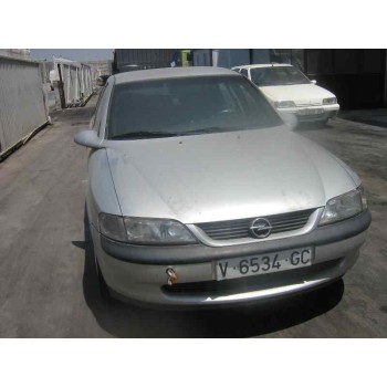 OPEL VECTRA B BERLINA
