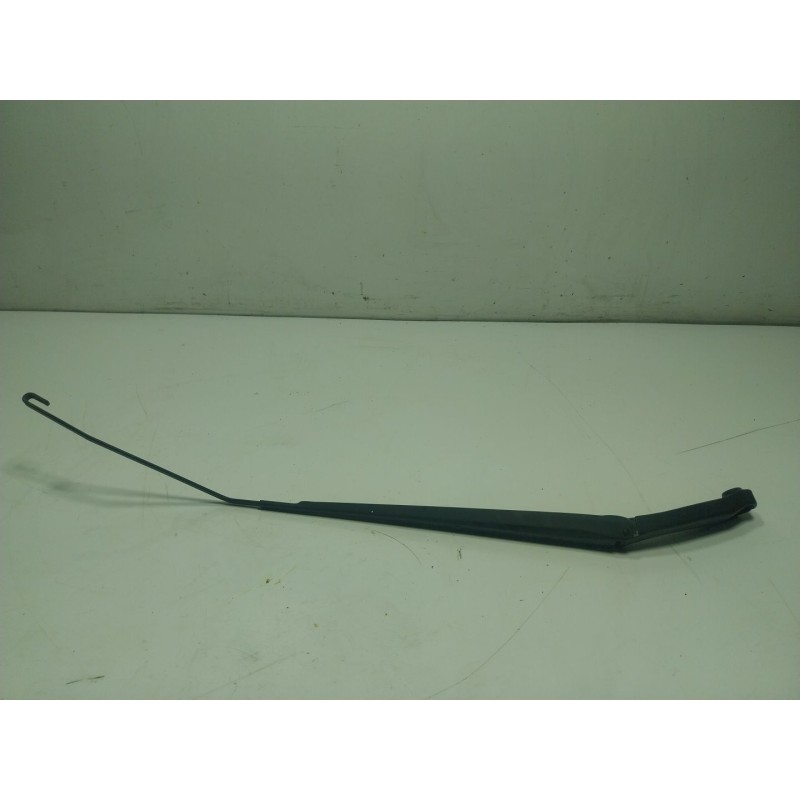 Recambio de brazo limpia delantero derecho para chrysler grand voyager v (rt) 2.8 crd referencia OEM IAM  05113044AA 