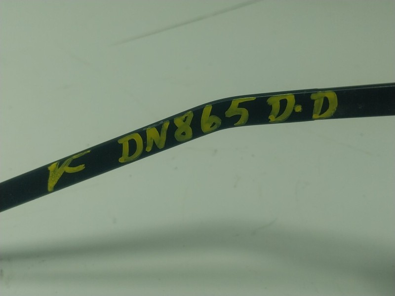 Recambio de brazo limpia delantero derecho para chrysler grand voyager v (rt) 2.8 crd referencia OEM IAM  05113044AA 