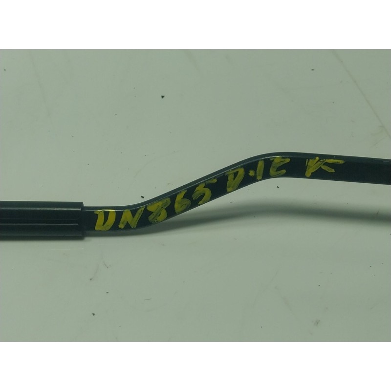 Recambio de brazo limpia delantero izquierdo para chrysler grand voyager v (rt) 2.8 crd referencia OEM IAM  05113045AA 