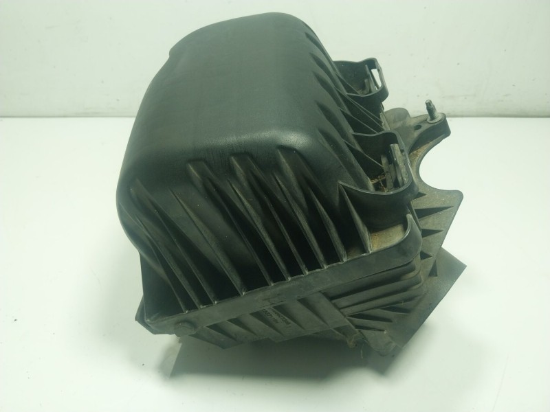 Recambio de filtro aire para chrysler grand voyager v (rt) 2.8 crd referencia OEM IAM   