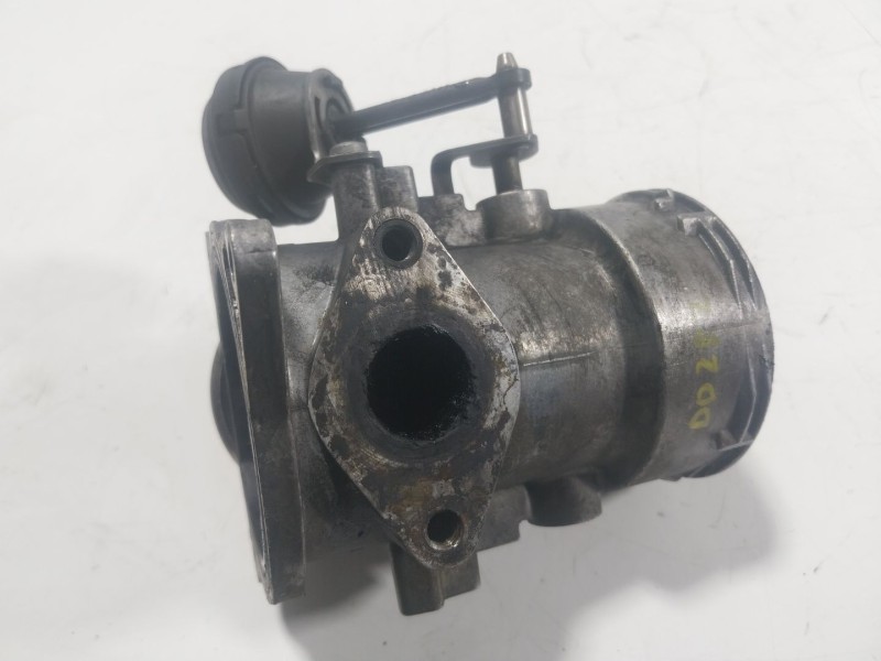 Recambio de valvula egr para volkswagen touareg (7la, 7l6, 7l7) 2.5 r5 tdi referencia OEM IAM  070128073 
