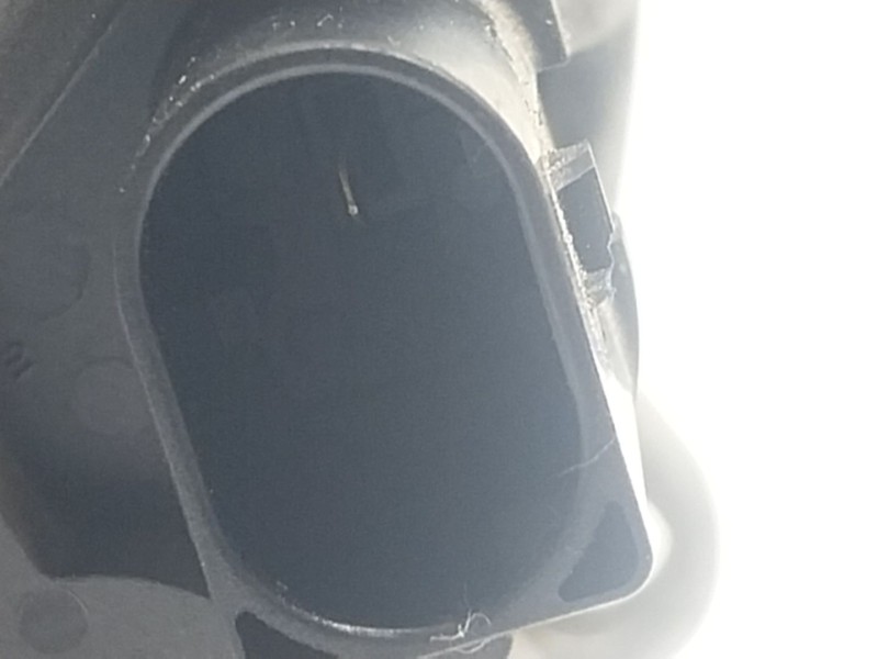 Recambio de alternador para volkswagen polo v (6r1, 6c1) 1.0 referencia OEM IAM  04C903023C 