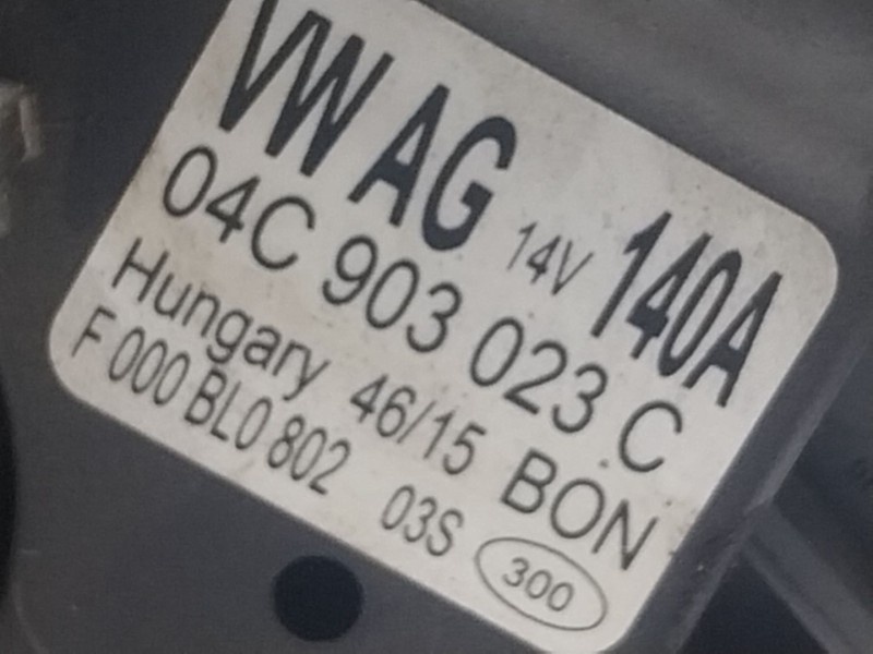 Recambio de alternador para volkswagen polo v (6r1, 6c1) 1.0 referencia OEM IAM  04C903023C 