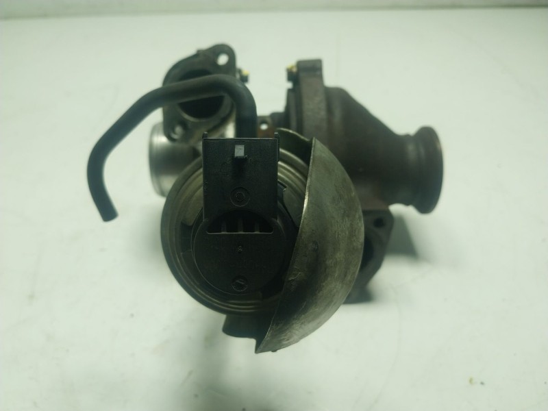 Recambio de turbocompresor para opel astra j gtc 2.0 cdti (08) referencia OEM IAM  55570748 