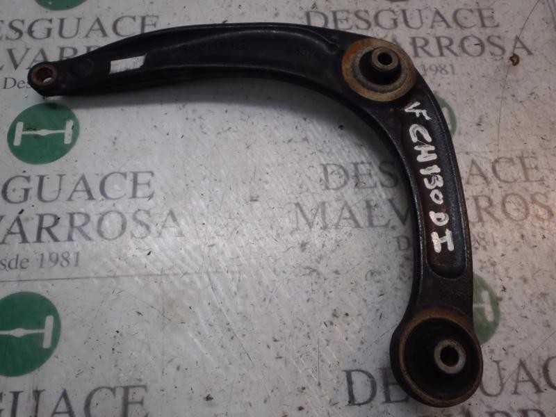 Recambio de brazo suspension inferior delantero izquierdo para citroën c4 berlina exclusive referencia OEM IAM 3520S2  