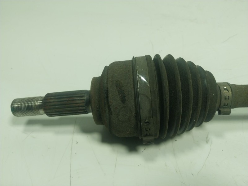 Recambio de transmision izquierda para dacia sandero ii tce 90 (b8m1, b8ma) referencia OEM IAM  4946RD 