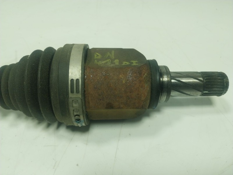 Recambio de transmision izquierda para dacia sandero ii tce 90 (b8m1, b8ma) referencia OEM IAM  4946RD 