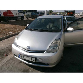 TOYOTA PRIUS (NHW20)