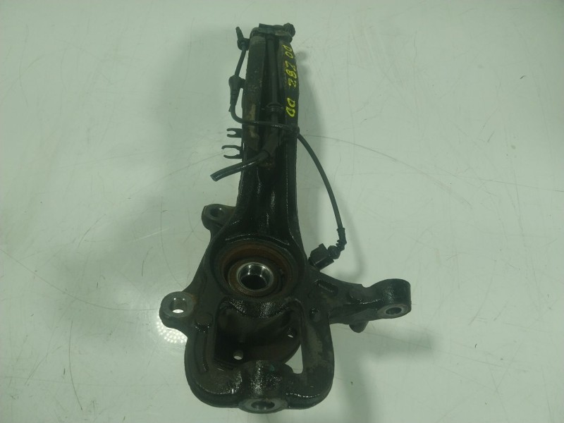 Recambio de mangueta delantera derecha para volkswagen touareg (7la, 7l6, 7l7) 2.5 r5 tdi referencia OEM IAM  7L6407258A 