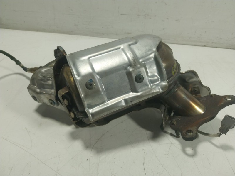 Recambio de catalizador para dacia sandero ii 1.0 tce 90 gpf referencia OEM IAM  208A07241R 