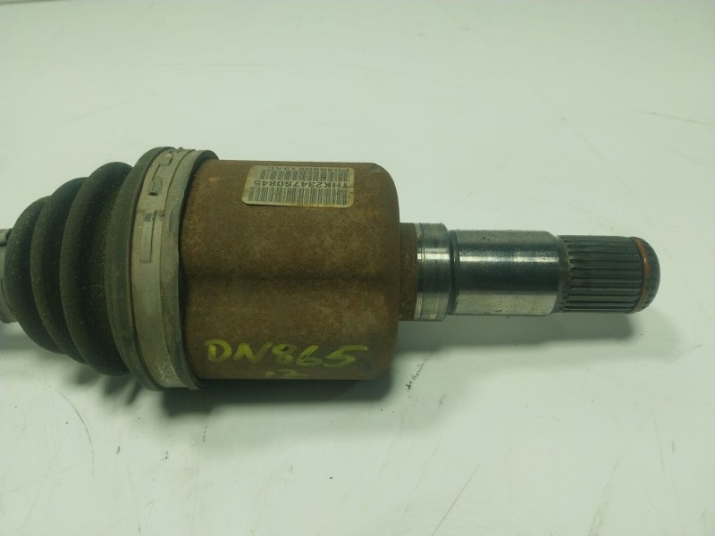 Recambio de transmision izquierda para chrysler grand voyager v (rt) 2.8 crd referencia OEM IAM  P04880213AC 