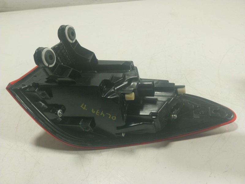 Recambio de piloto trasero izquierdo para cupra leon sportstourer (kl8) 1.4tsi phev referencia OEM IAM 5FA945207G 5FA945207G 