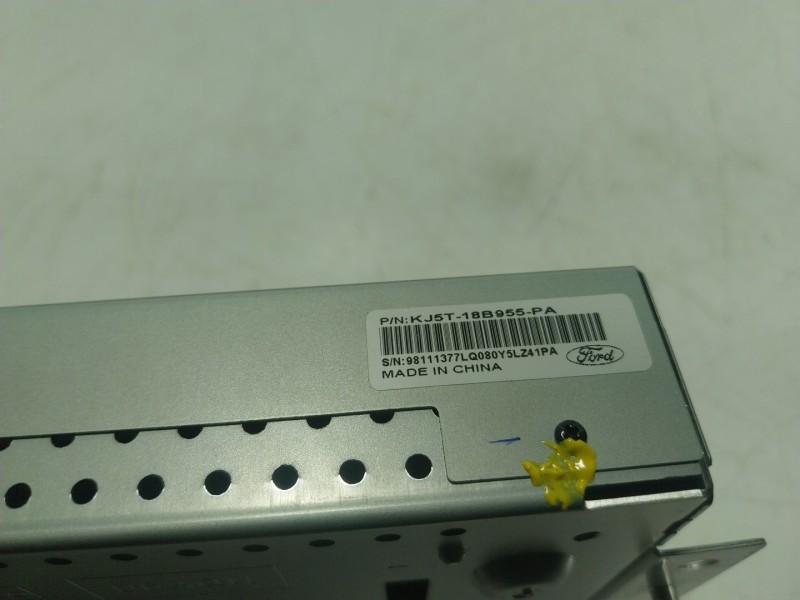 Recambio de pantalla multifuncion para ford kuga 1.5 ecoboost cat referencia OEM IAM 2380922 KJ5T18B955PA 